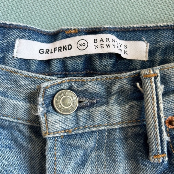 GRLFRND Helena Step Hem High Rise Straight Jean Size 28 - Picture 8 of 9